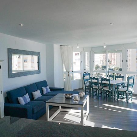 Wintowinrentals Amazing Apartment With Sea View Málaga Buitenkant foto