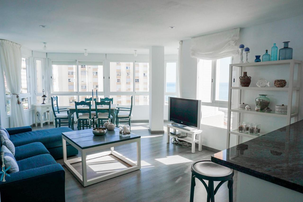 Wintowinrentals Amazing Apartment With Sea View Málaga Buitenkant foto