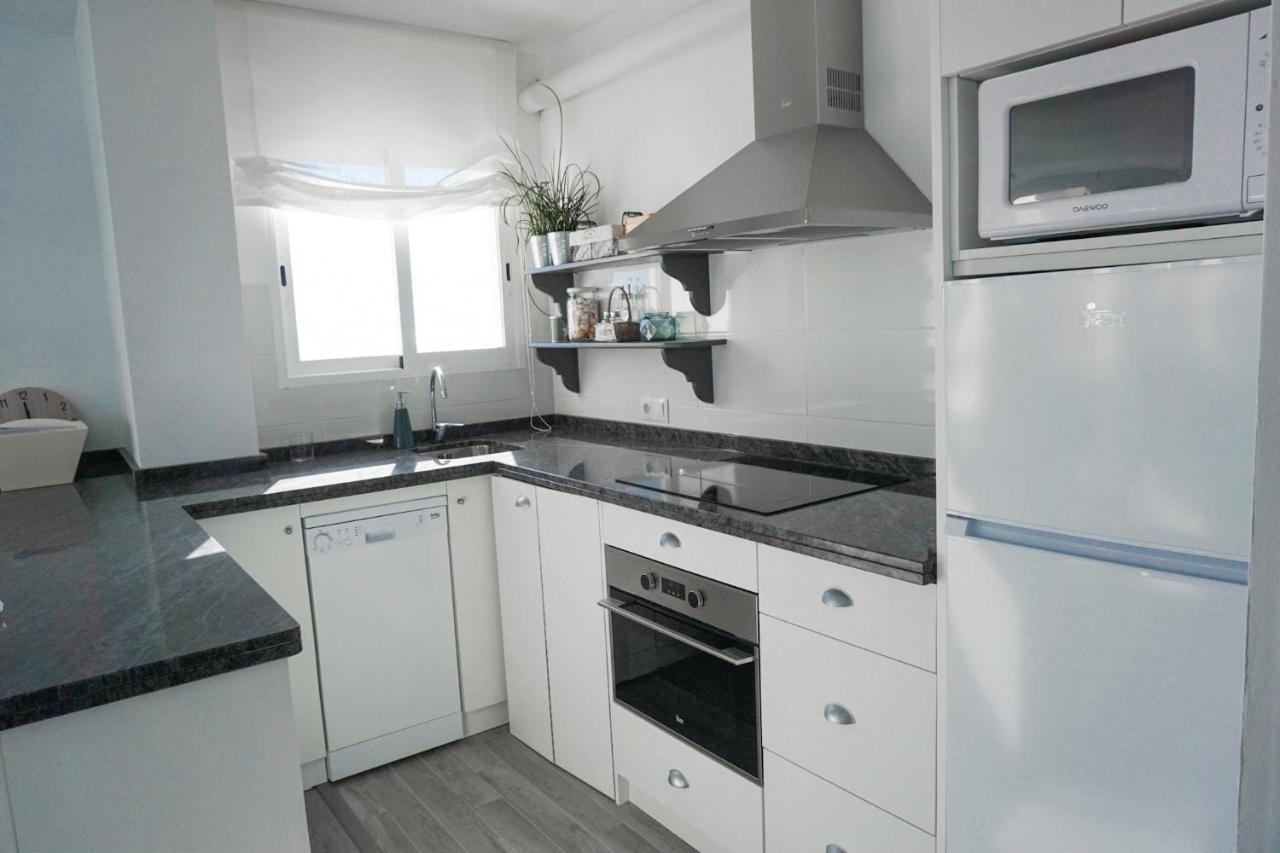 Wintowinrentals Amazing Apartment With Sea View Málaga Buitenkant foto