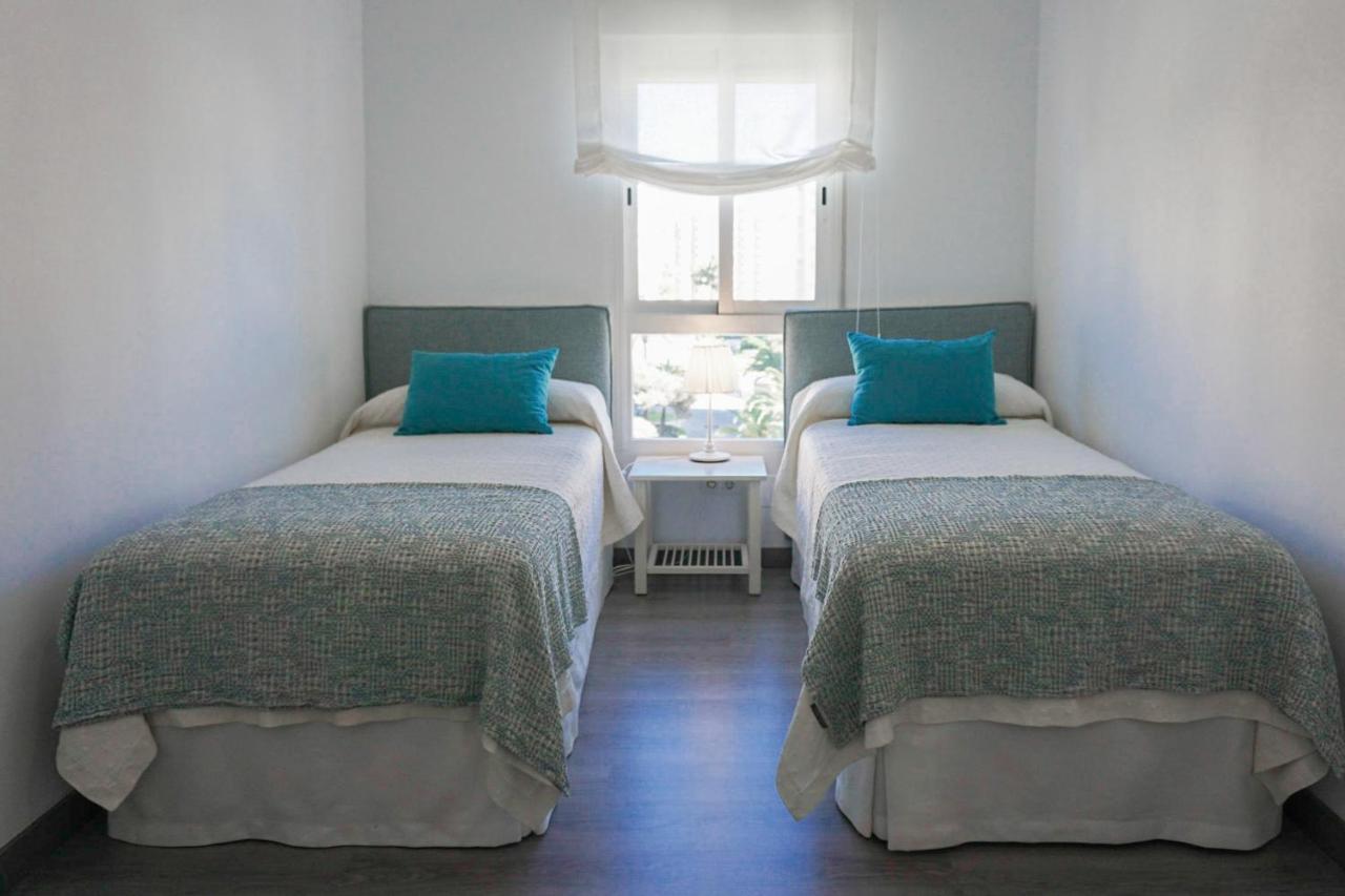 Wintowinrentals Amazing Apartment With Sea View Málaga Buitenkant foto