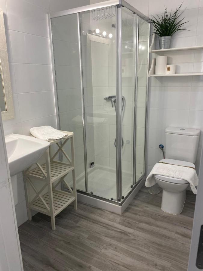 Wintowinrentals Amazing Apartment With Sea View Málaga Buitenkant foto